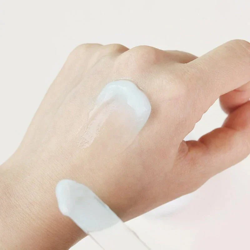 DIVE-IN Low Molecular Hyaluronic Acid Soothing Cream [100ml] - Image 5