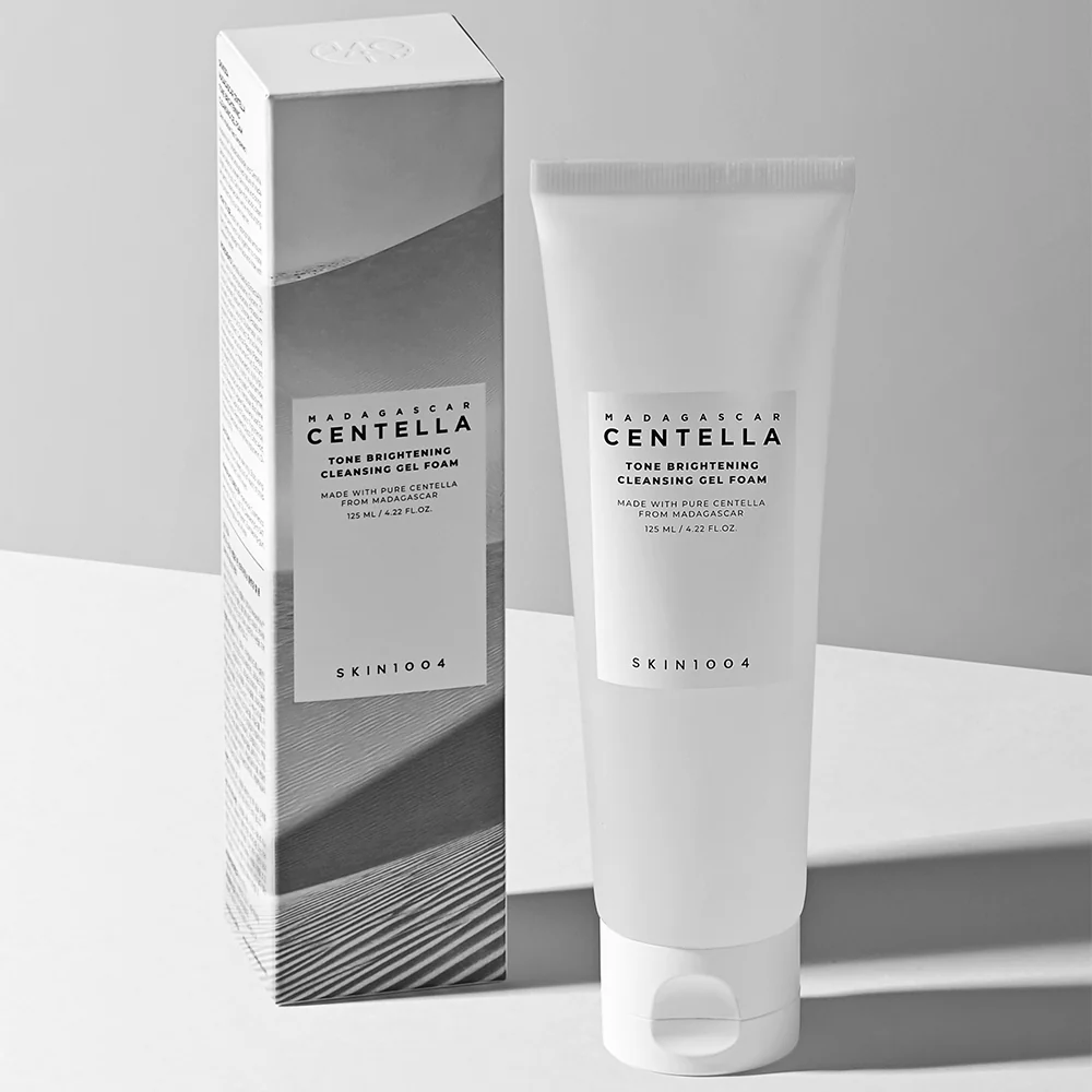 Madagascar Centella Tone Brightening Cleansing Gel Foam [125ml] - Image 2